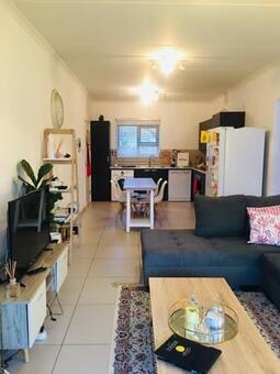 2 Bedroom Apartment in Dainfern