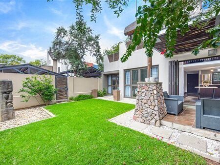 2 Bedroom Townhouse in Douglasdale