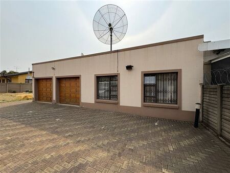 3 Bedroom House in Vanderbijlpark Se