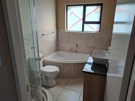 2 Bedroom Townhouse in Riversdale