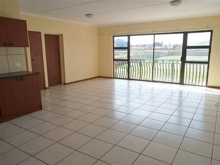 2 Bedroom Townhouse in Ravenswood