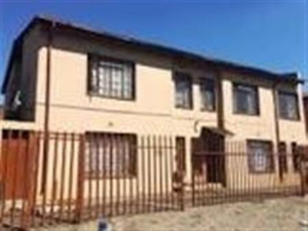 2 Bedroom Flat in Actonville