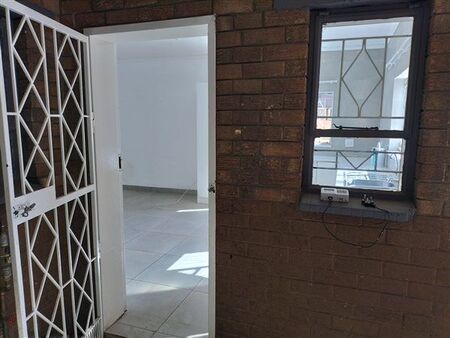 2 Bedroom Apartment in Actonville