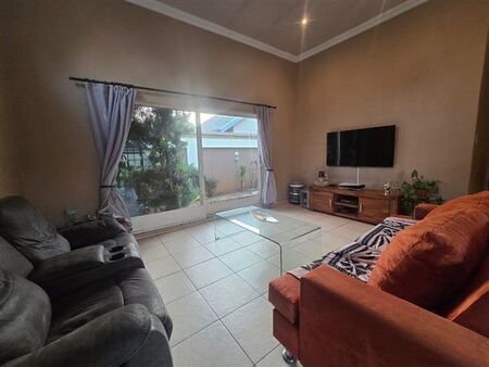 1 Bedroom House in Brackenhurst