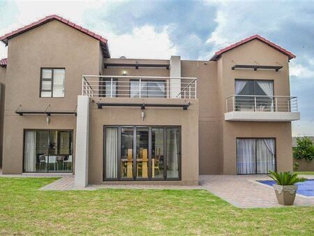 4 Bedroom House in Copperleaf