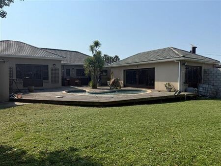 4 Bedroom House in Newton Park