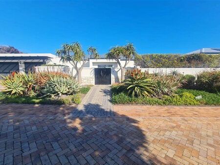 4 Bedroom House in Atlantic Beach