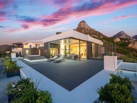 1 Bedroom Apartment in Bantry Bay
