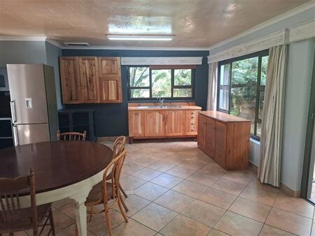 2 Bedroom House in Gordons Bay Central