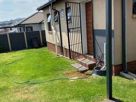 2 Bedroom House in Krugersdorp North