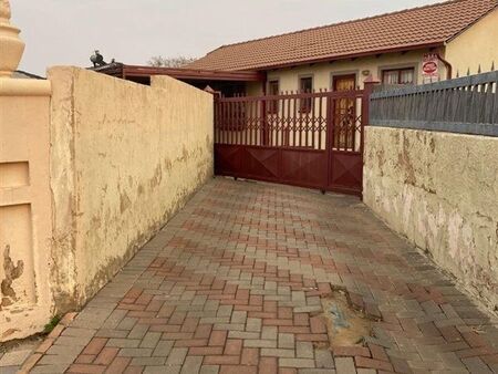 4 Bedroom House in Elandspoort