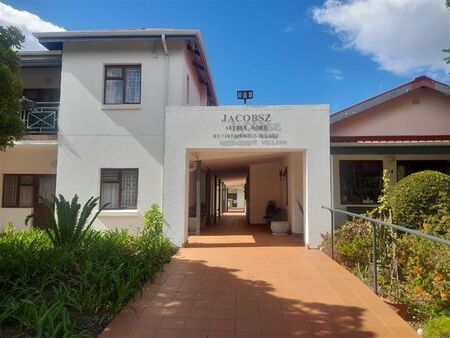 1 Bedroom Apartment in Hoekwil
