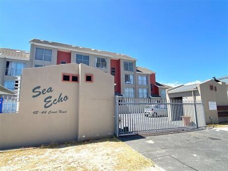 2 Bedroom Apartment in Bloubergrant