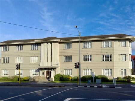 2 Bedroom Apartment in Rondebosch