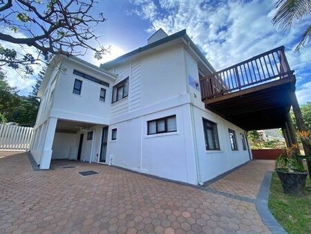 2 Bedroom Flat in Glentana