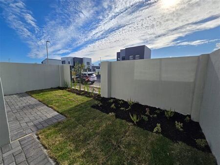 3 Bedroom House in Sandown