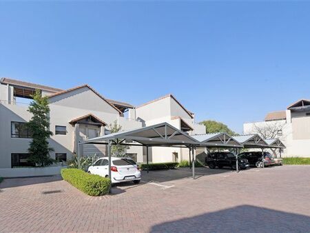 2 Bedroom Apartment in Fourways