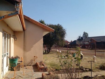 3 Bedroom House in Meyerton Park