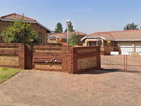 2 Bedroom House in Centurion Cbd