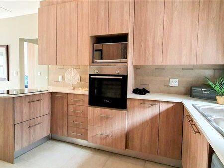 2 Bedroom Apartment in Waterkloof