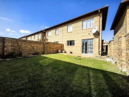 3 Bedroom Townhouse in Annlin