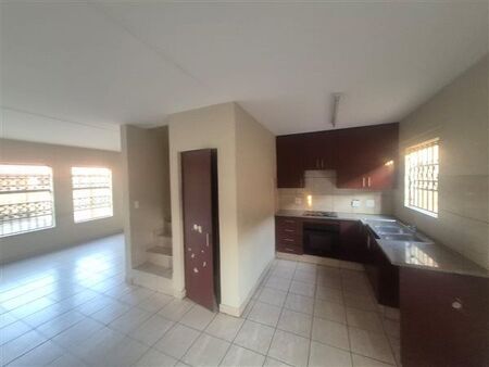 3 Bedroom Apartment in Annlin