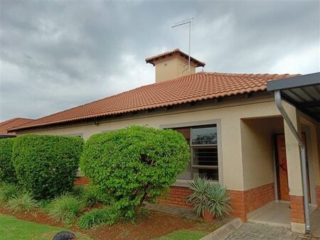 3 Bedroom House in Sinoville