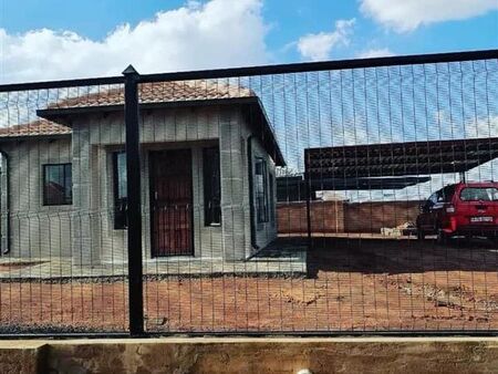 2 Bedroom House in Klerksoord