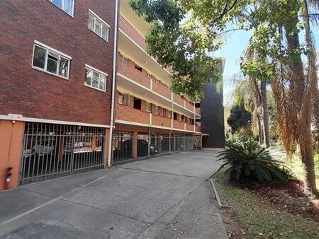 1 Bedroom Apartment in Queenswood