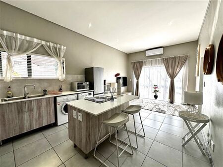 2 Bedroom Apartment in Hyde Park