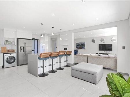 4 Bedroom House in Hurlingham Manor