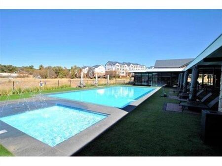 2 Bedroom Apartment in Linbro Park