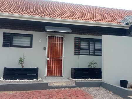 2 Bedroom House in Ferndale