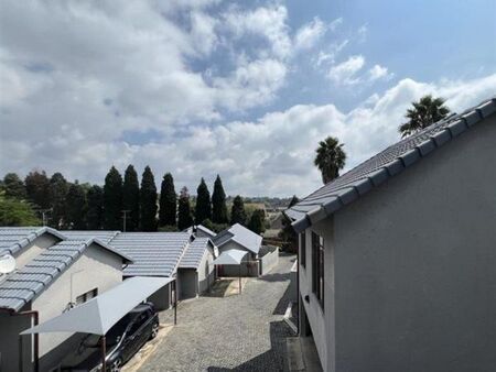 2 Bedroom Townhouse in Corlett Gardens