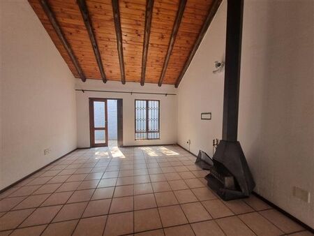 3 Bedroom Townhouse in Paulshof
