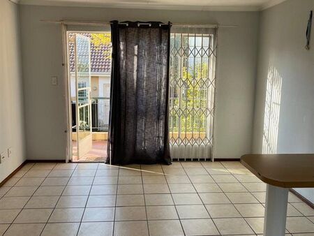 2 Bedroom Apartment in Douglasdale