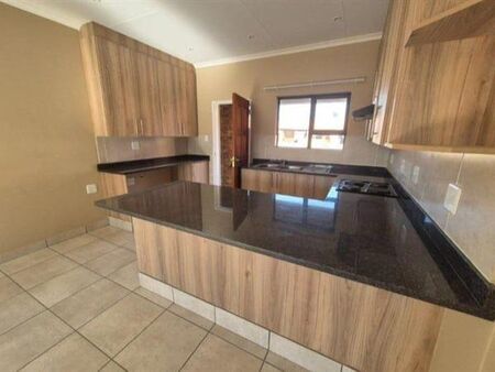 2 Bedroom Townhouse in Riversdale
