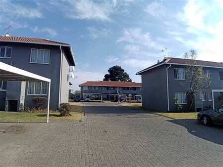 2 Bedroom Townhouse in Glen Marais