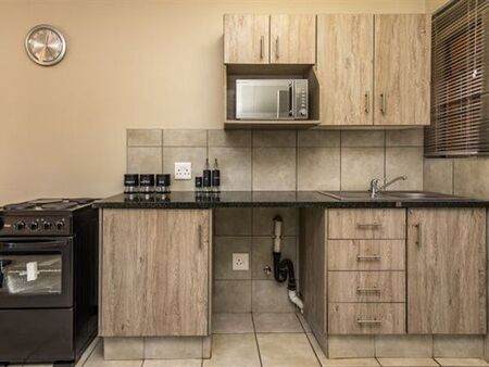 1 Bedroom Apartment in Heuwelsig Estate