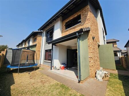 3 Bedroom Townhouse in Amberfield