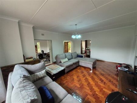 4 Bedroom House in Valhalla
