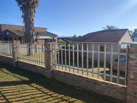 3 Bedroom House in Strelitzia Park