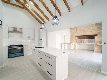 3 Bedroom House in Worcester West