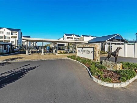 1 Bedroom Apartment in Somerset West Central