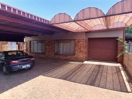 3 Bedroom House in Booysens
