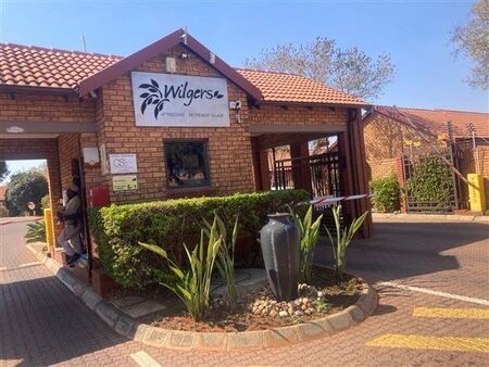 3 Bedroom Apartment in Willow Park Manor