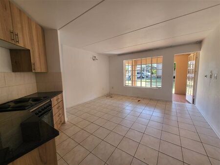 2 Bedroom Townhouse in Elarduspark