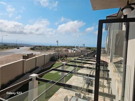 1 Bedroom Apartment in Paradise Beach