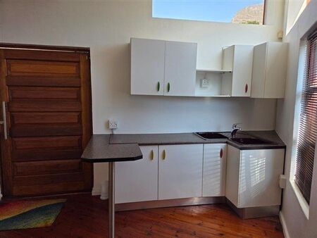 2 Bedroom House in University Estate