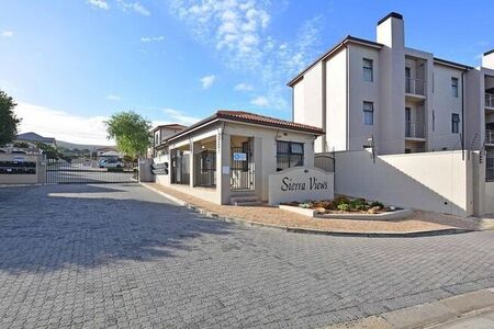 2 Bedroom apartment to rent in Burgundy Estate, Milnerton